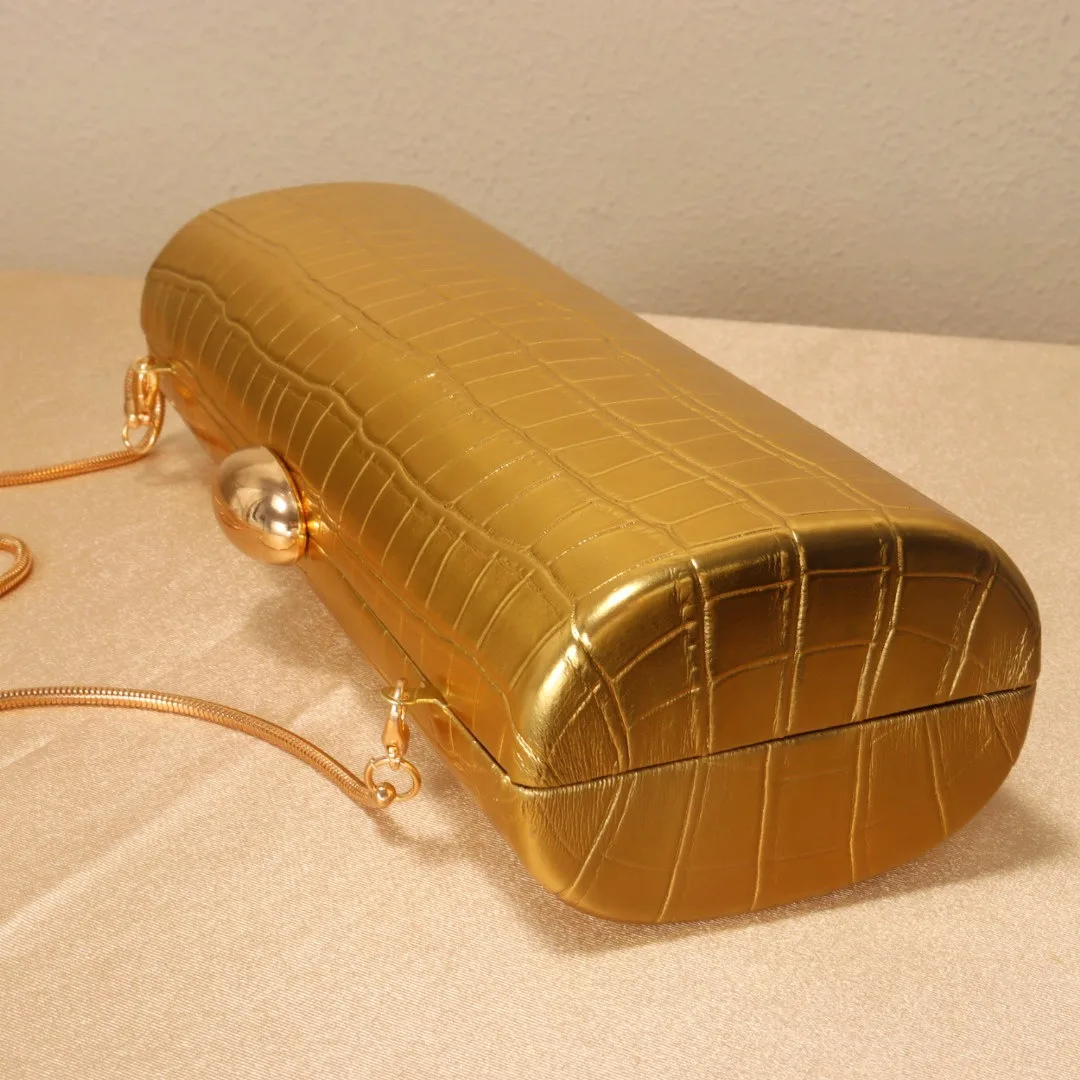 Elegant Leather Clutch — Image 3