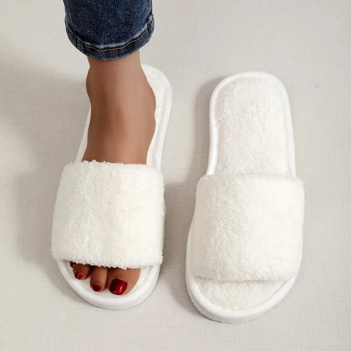 Lightweight Warm Slippers — Image 3