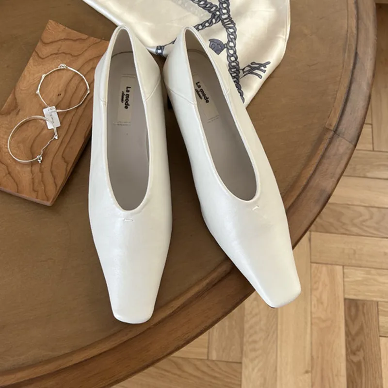 Elegant Heels — Image 20