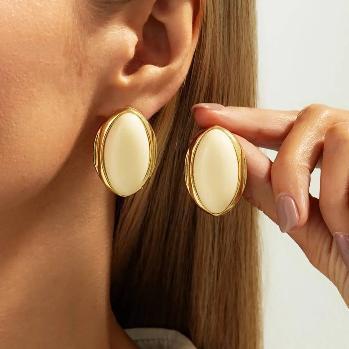 Vintage Oval Earrings — Image 4