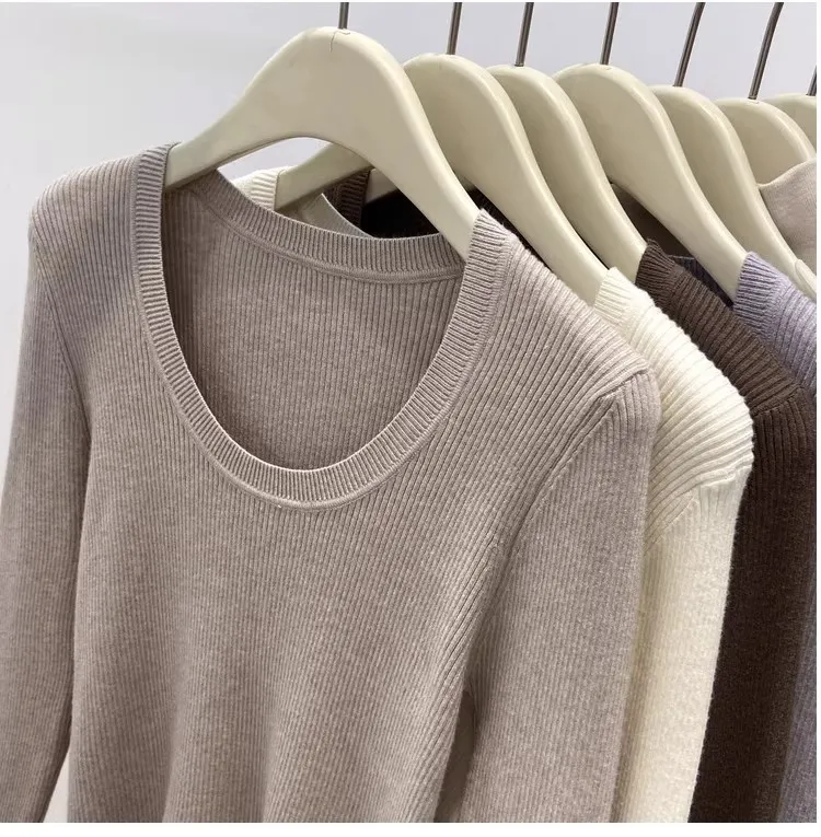 Solid Knitted Pullover — Image 7