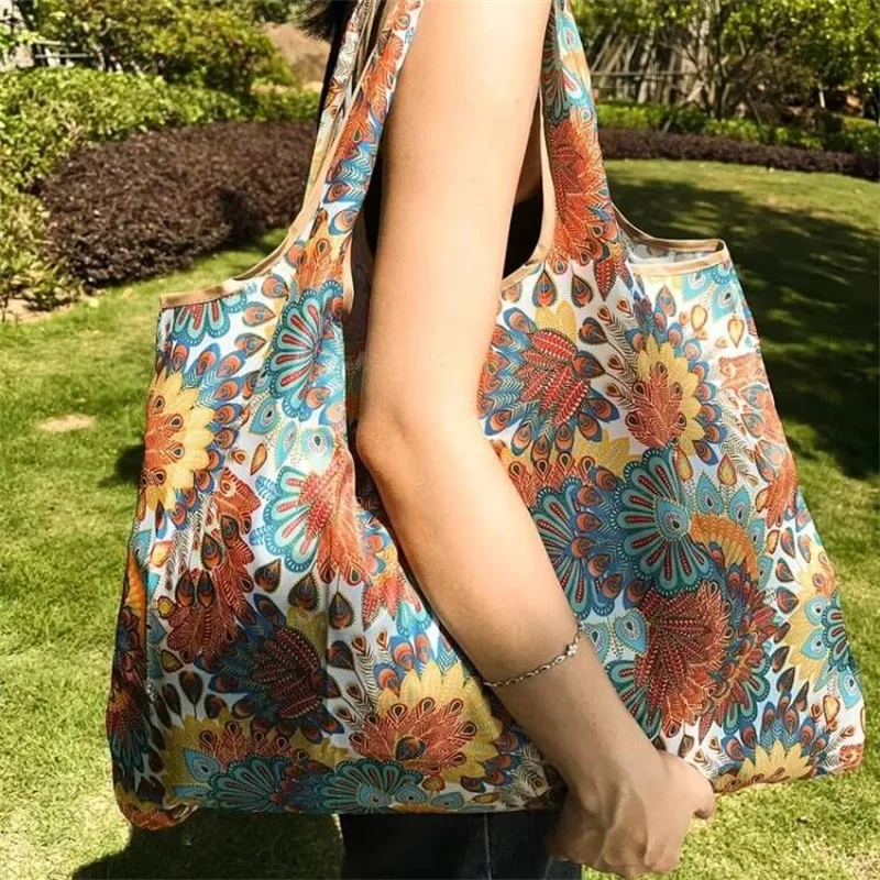 Large-Capacity Bag — Image 4