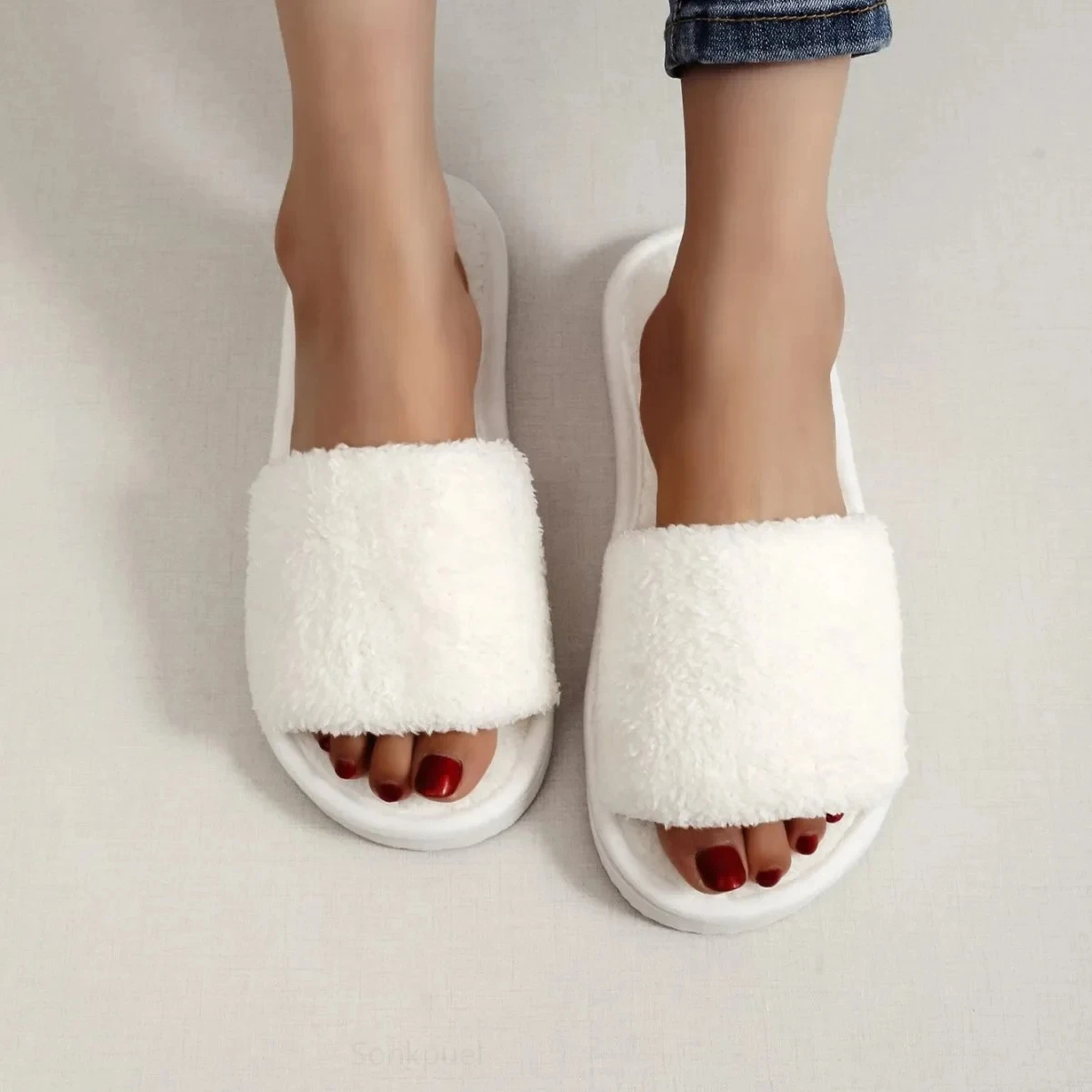 Lightweight Warm Slippers