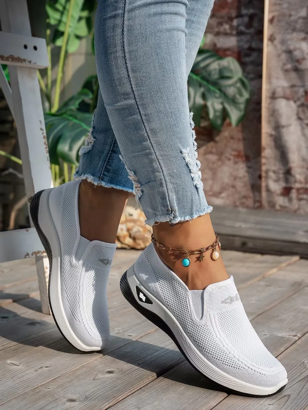 Casual Lightweight Sneakers — Image 19