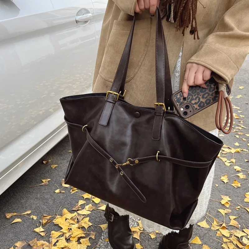 Vintage Large-Capacity Metal Tote Bag with Buckle — Image 37