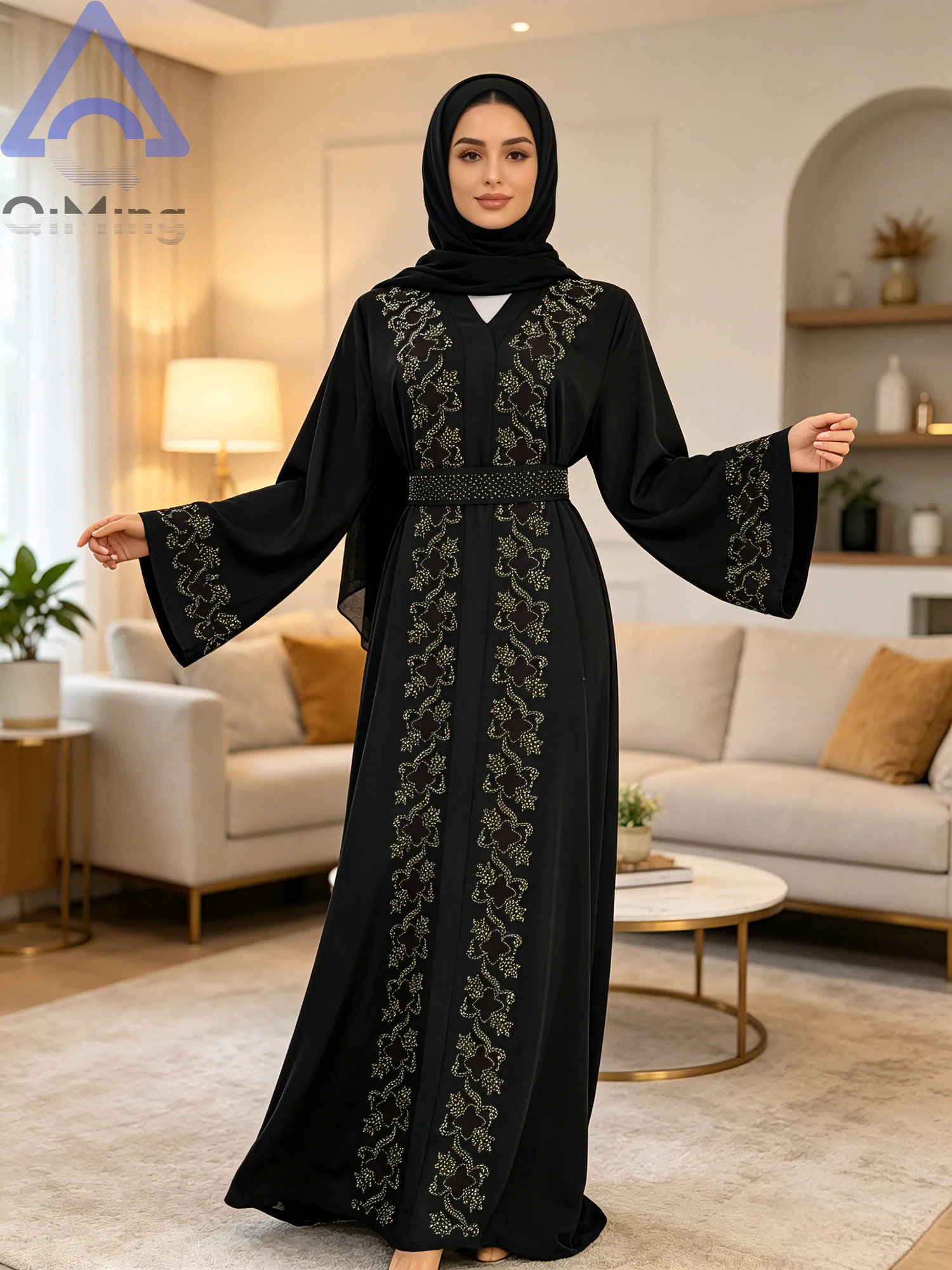 أسود