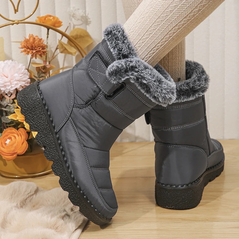 Water-Resistant Winter Boots — Image 18