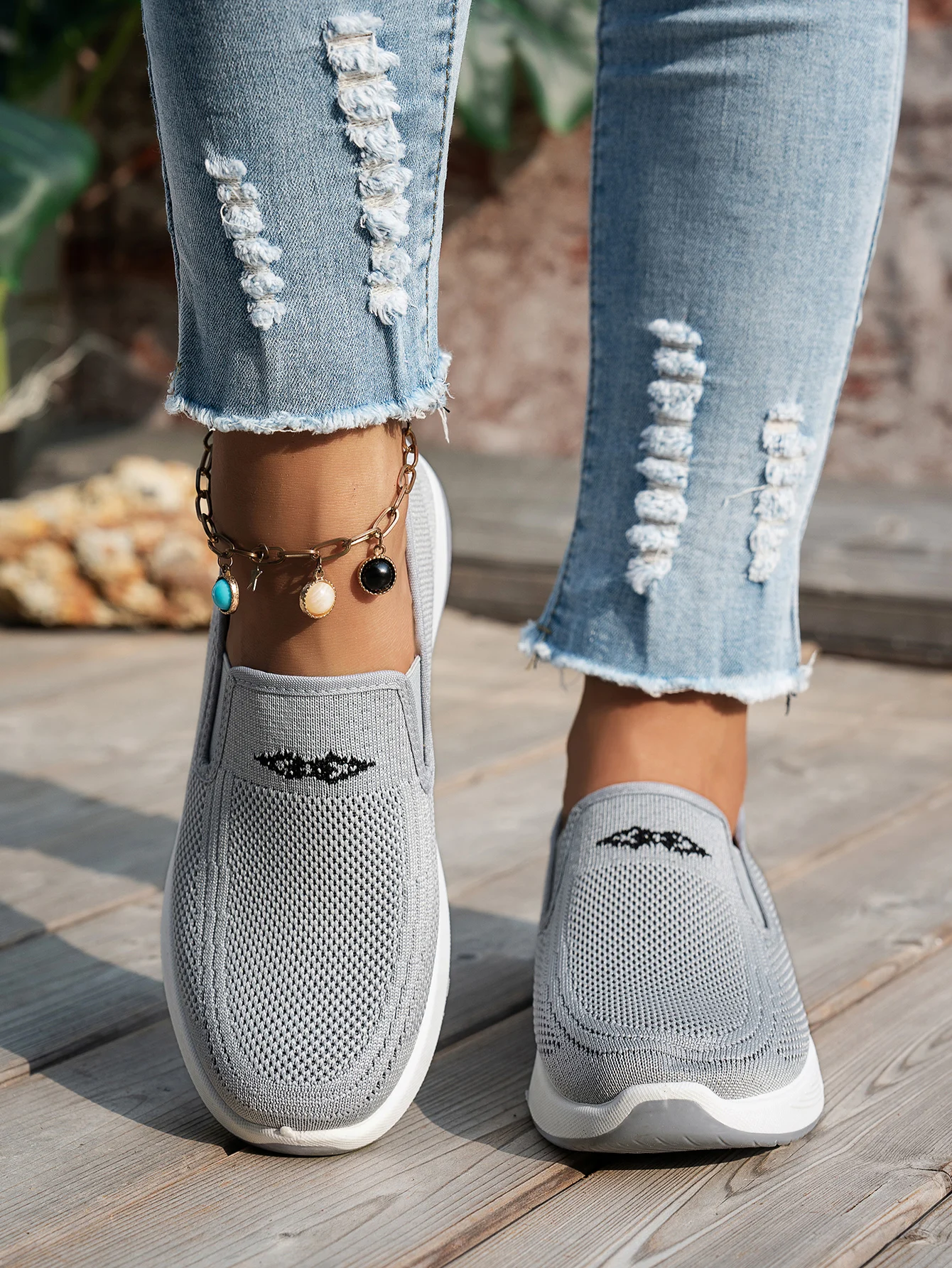 Casual Lightweight Sneakers — Image 9