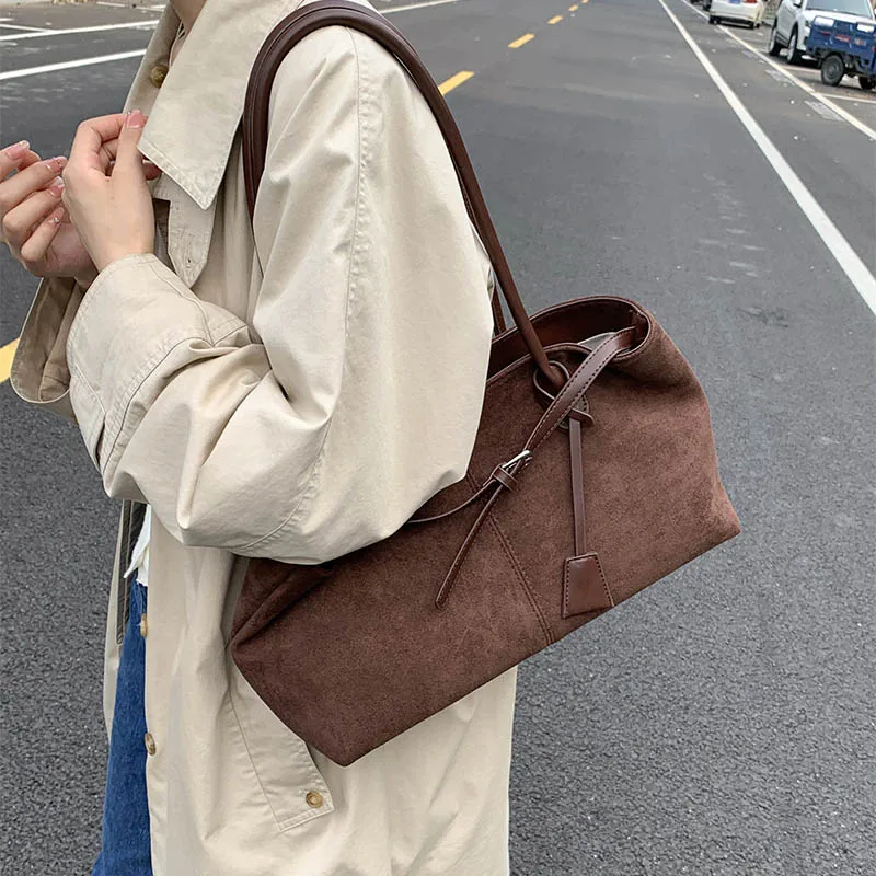 Leather Winter Shoulder Bag — Image 4