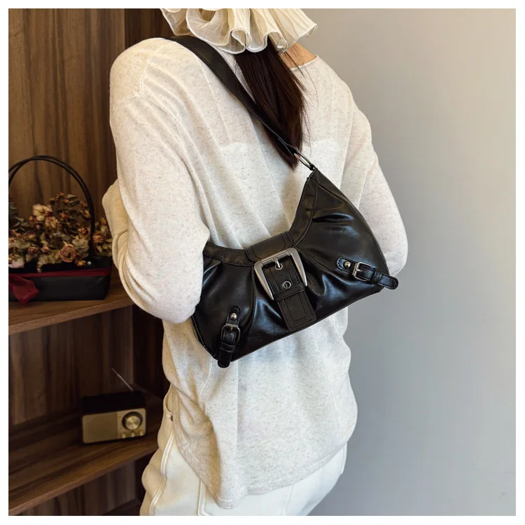 Retro Large-Capacity Pleated Bag — Image 17