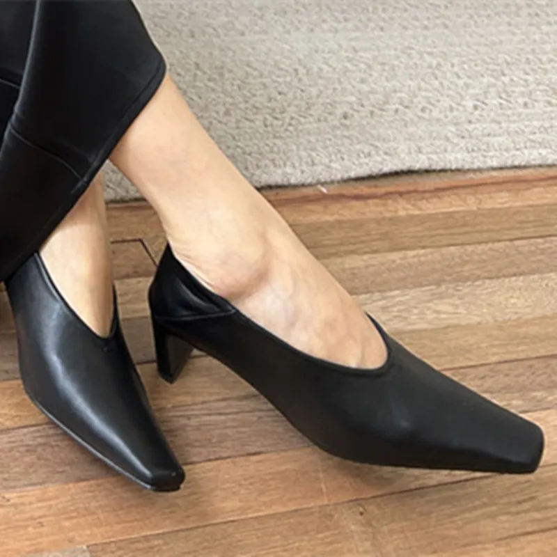 Elegant Heels — Image 14