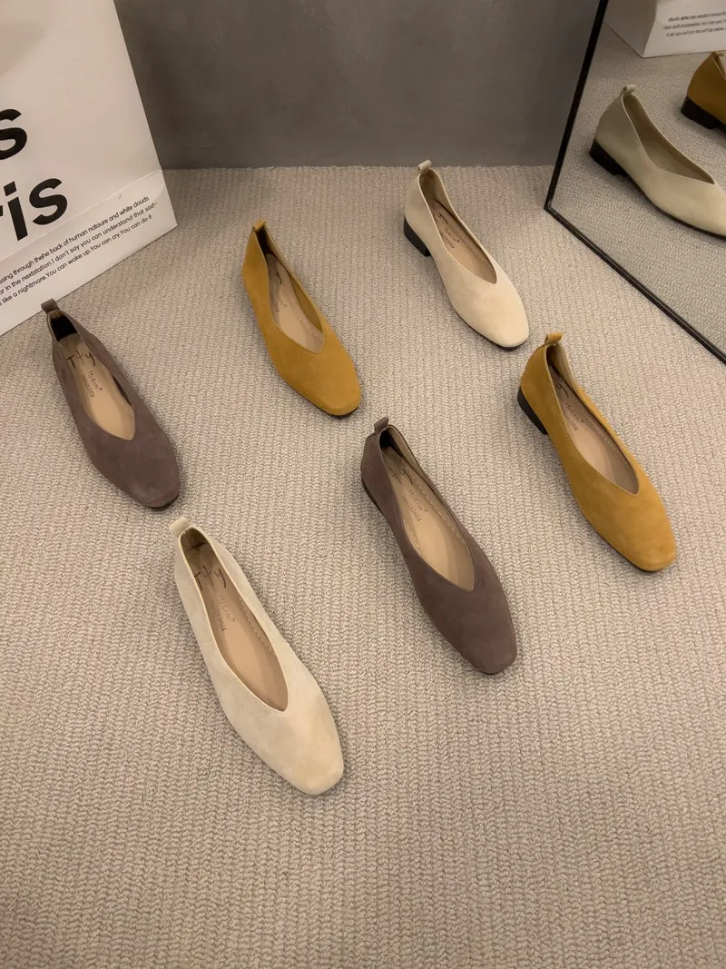 Pointed-Toe Flats — Image 5
