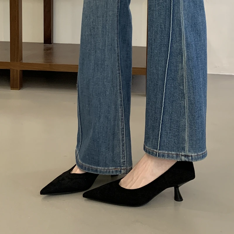 Elegant Pointed-Toe High-Heel Shoes — Image 16