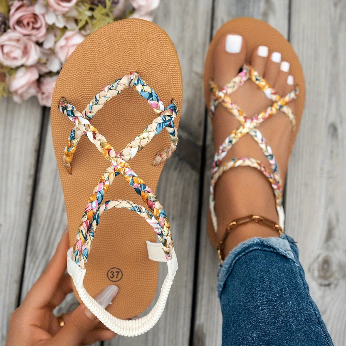 Lightweight Beach Sandals — Image 9