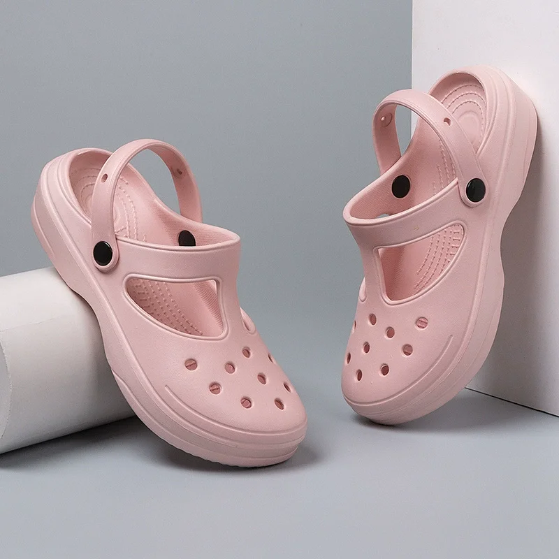 Thick-Sole Slippers — Image 9