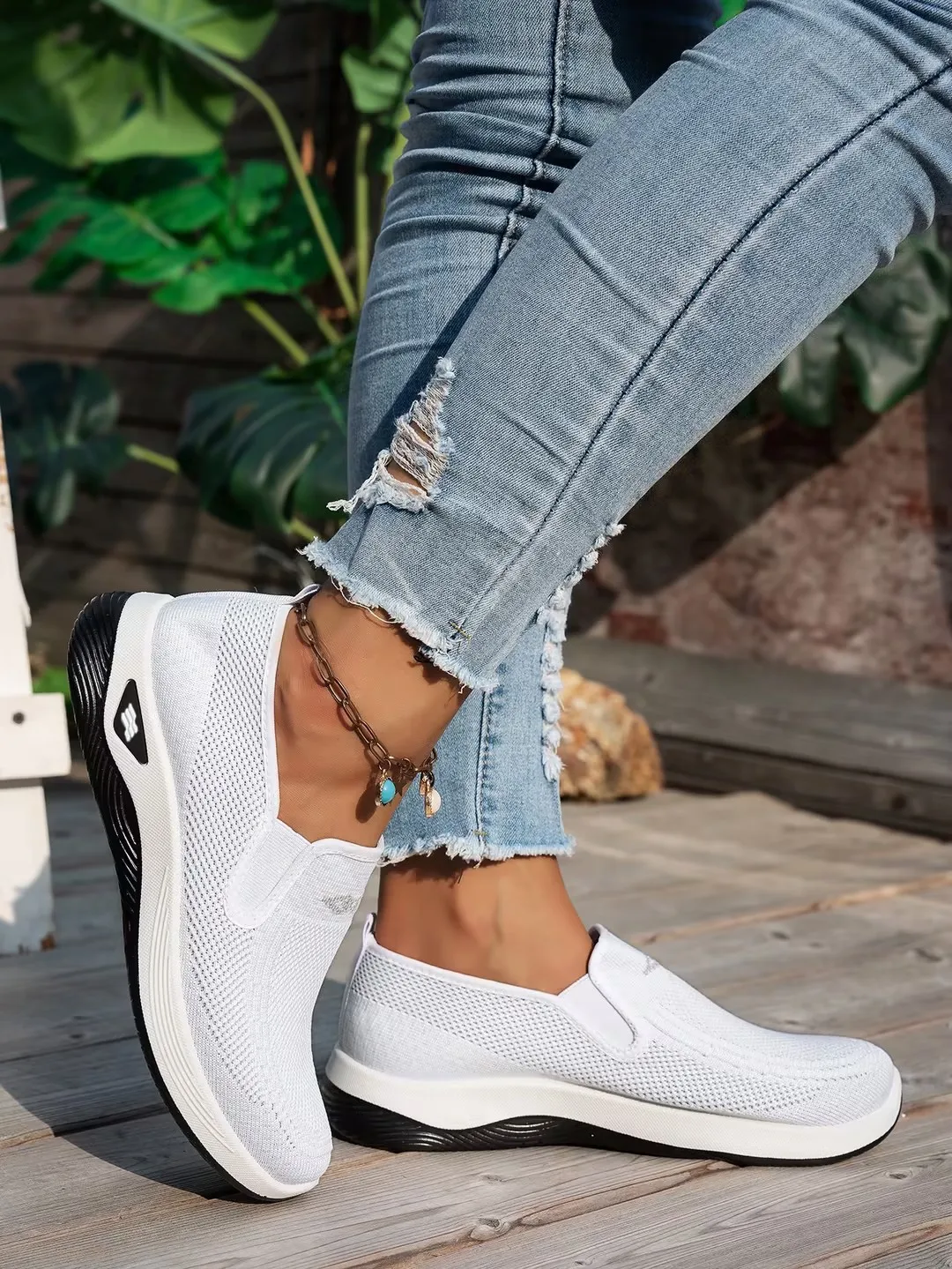 Casual Lightweight Sneakers — Image 17