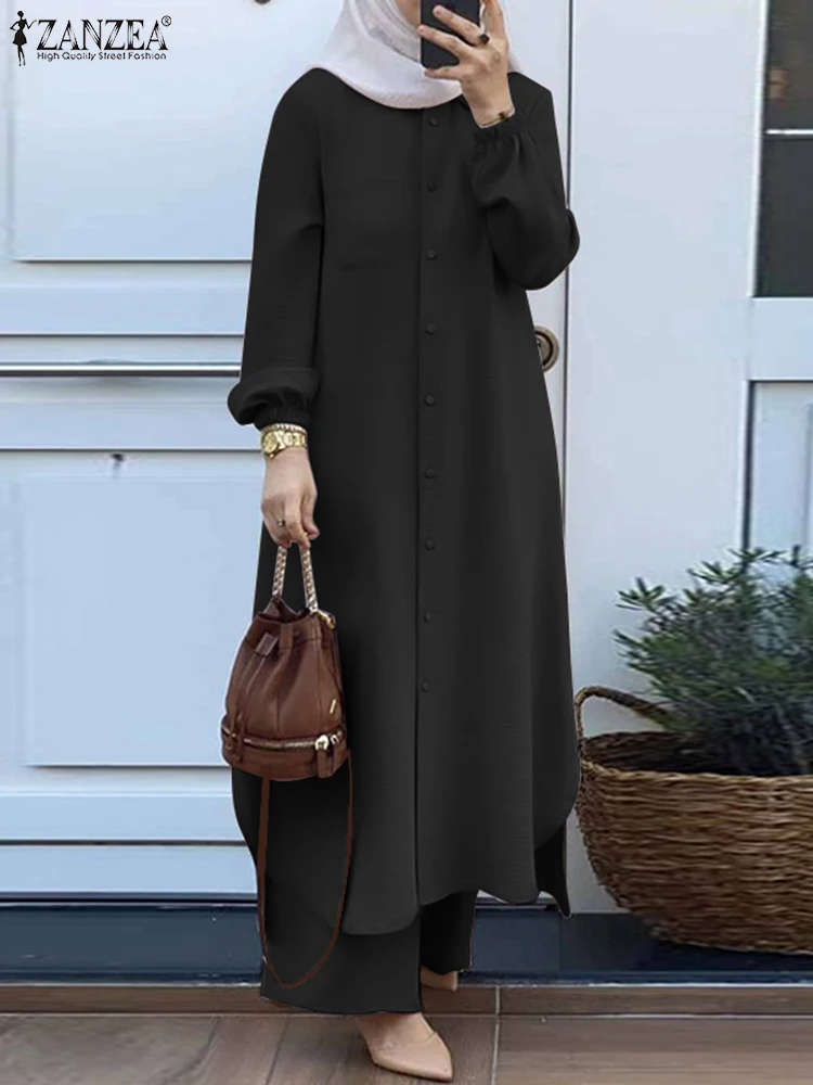أسود