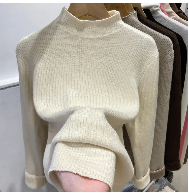 Elegant Velvet Turtleneck Winter Sweater — Image 15