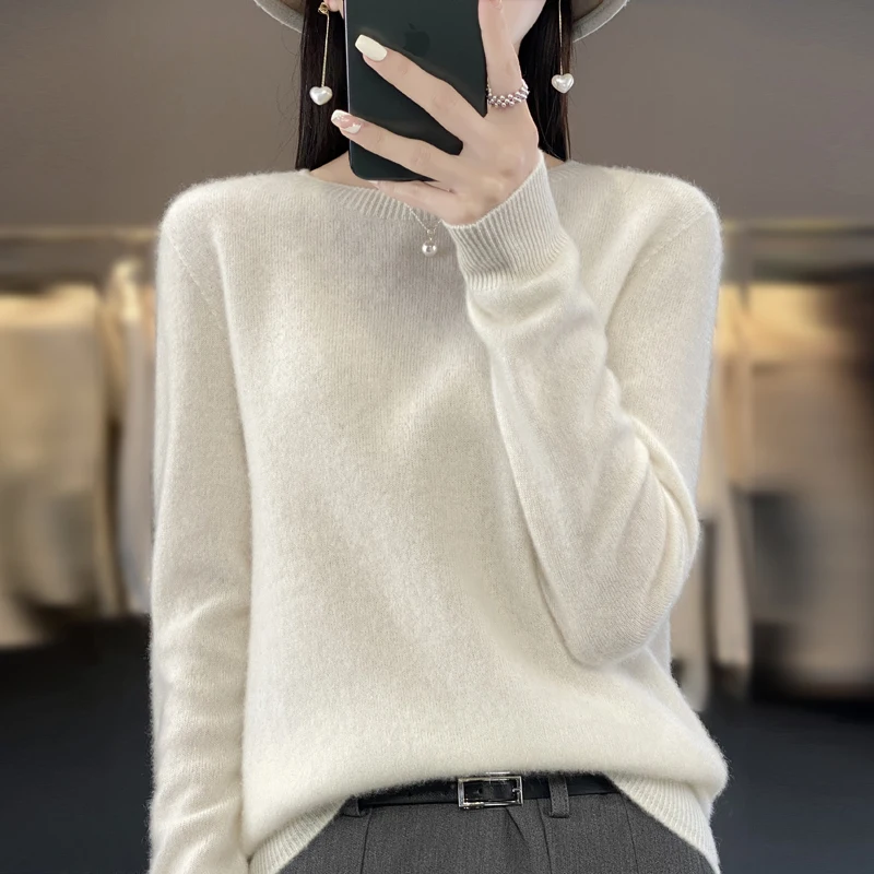 أبيض