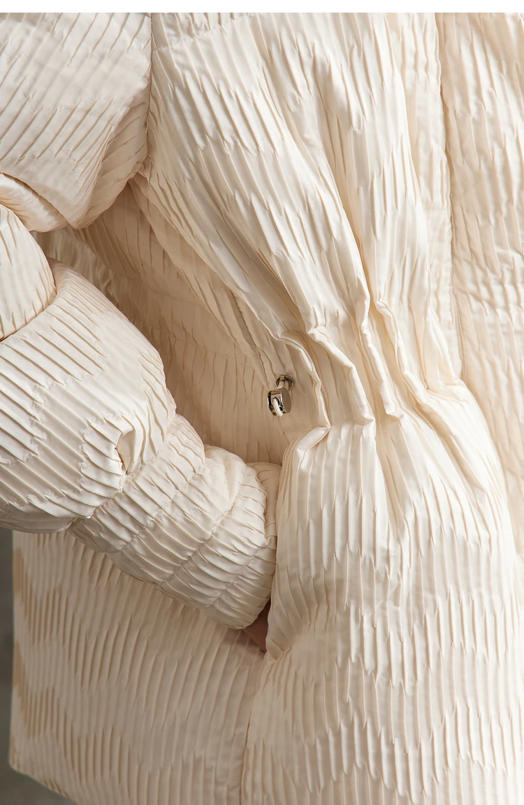 Minimalist Winter Coat — Image 27