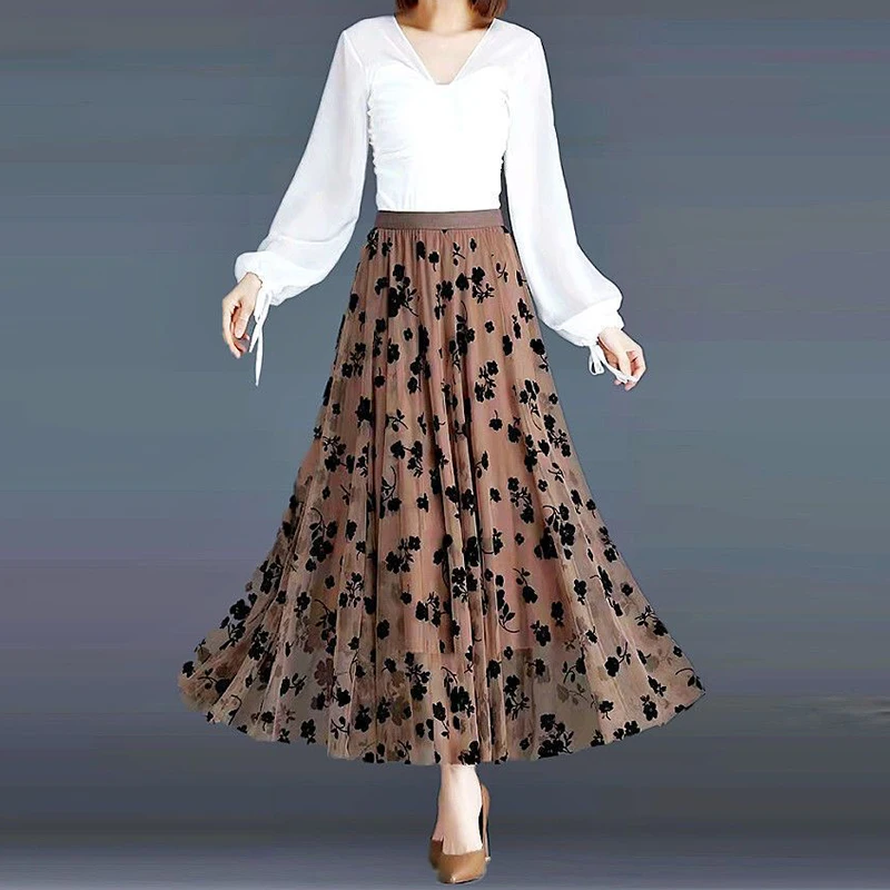 Korean-Style Loose Floral Skirt — Image 19